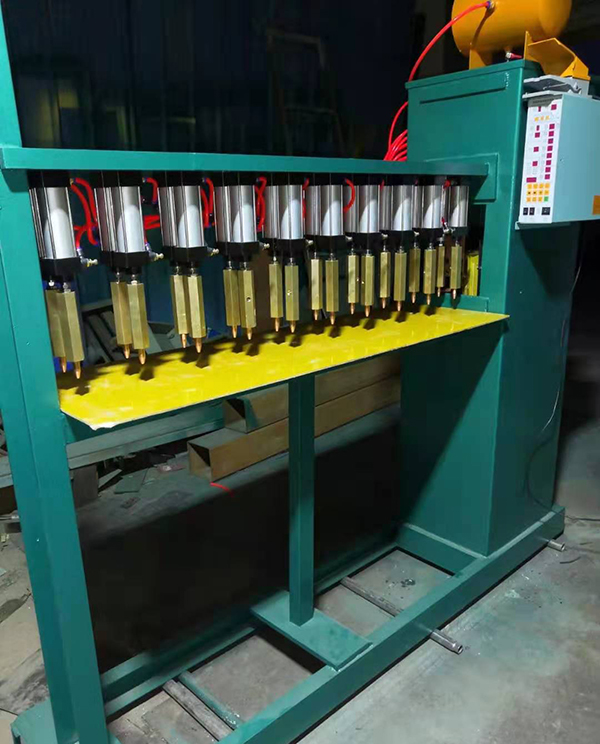 河北多頭點焊機